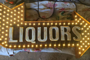 Cartel Flecha Liquors led